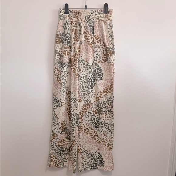 ❤️ Zac & Rachel women’s animal print knit wide leg pants size S - Picture 1 of 3